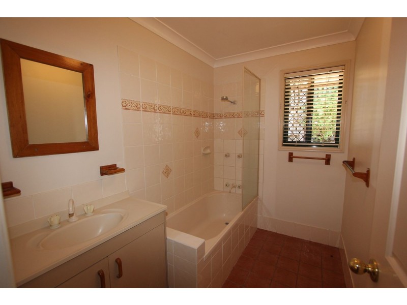 3 Buyers Close, Seventeen Mile Rocks QLD 4073