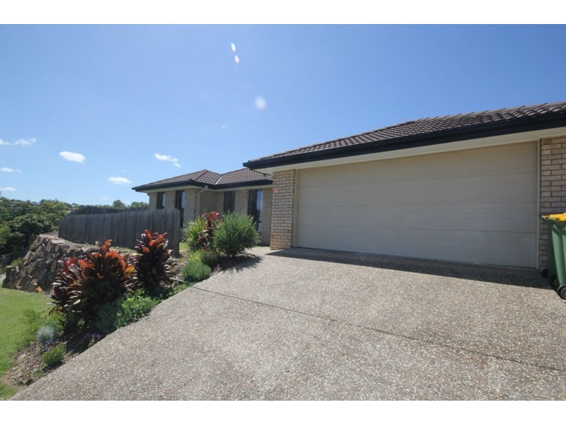 6 Higgins Street, Collingwood Park QLD 4301