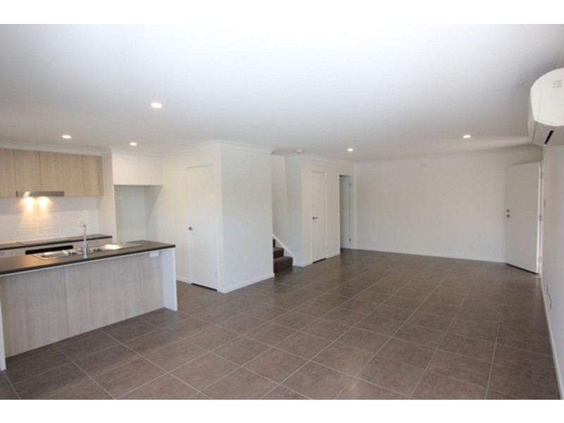 180/25 Farinazzo Street, Richlands QLD 4077