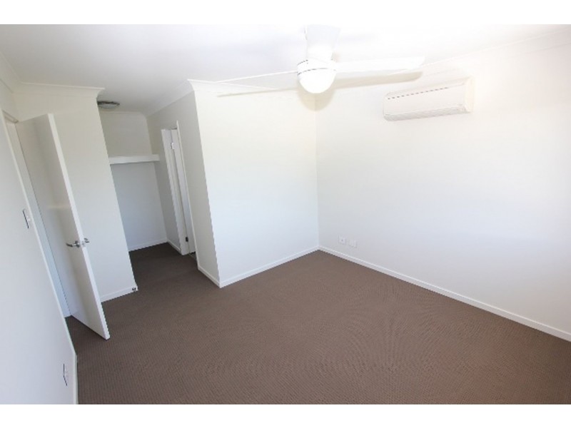 180/25 Farinazzo Street, Richlands QLD 4077