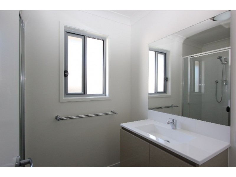 180/25 Farinazzo Street, Richlands QLD 4077