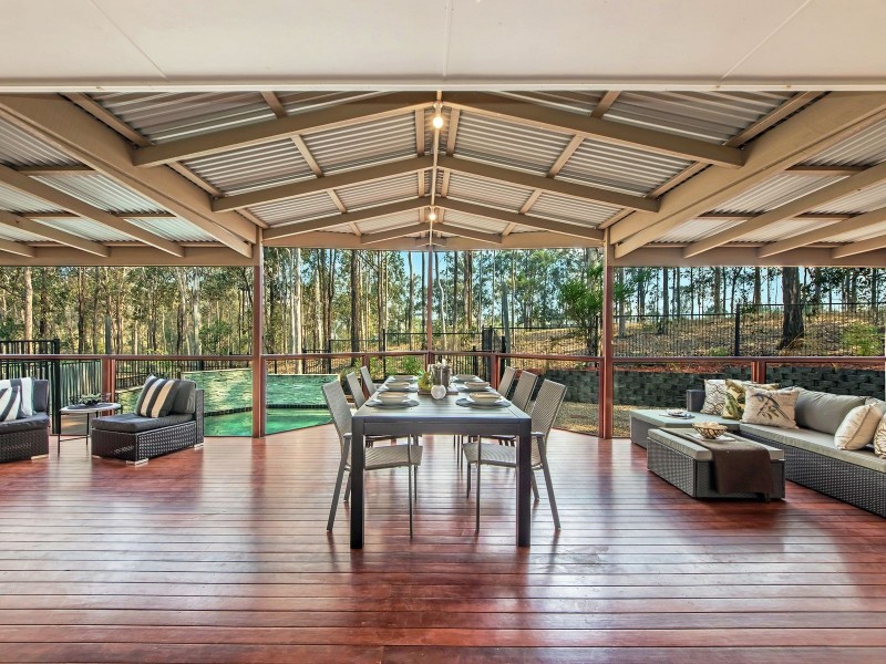 50 Oakview Circuit, Brookwater QLD 4300