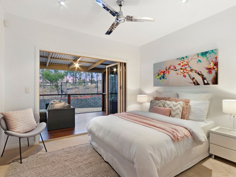 50 Oakview Circuit, Brookwater QLD 4300