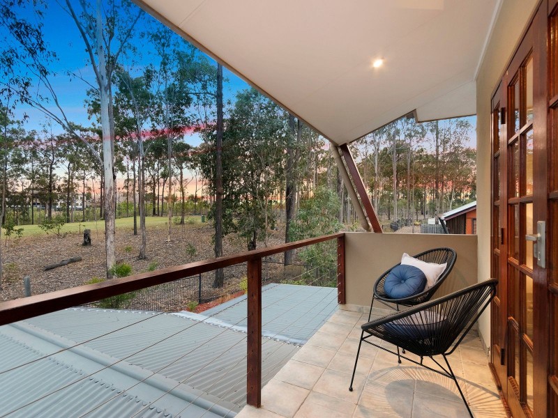 50 Oakview Circuit, Brookwater QLD 4300