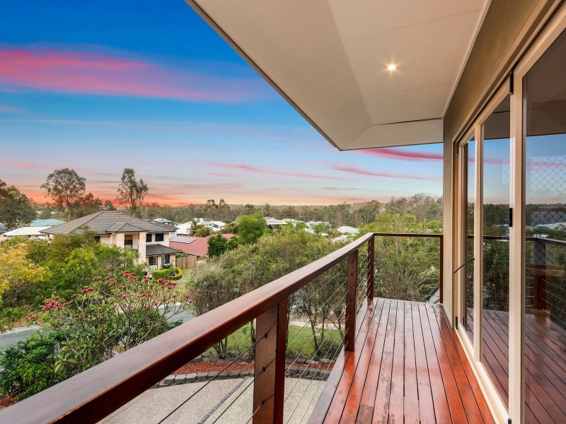 50 Oakview Circuit, Brookwater QLD 4300