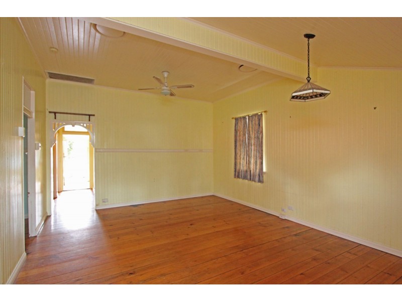 14 Alexander Road, Oxley QLD 4075