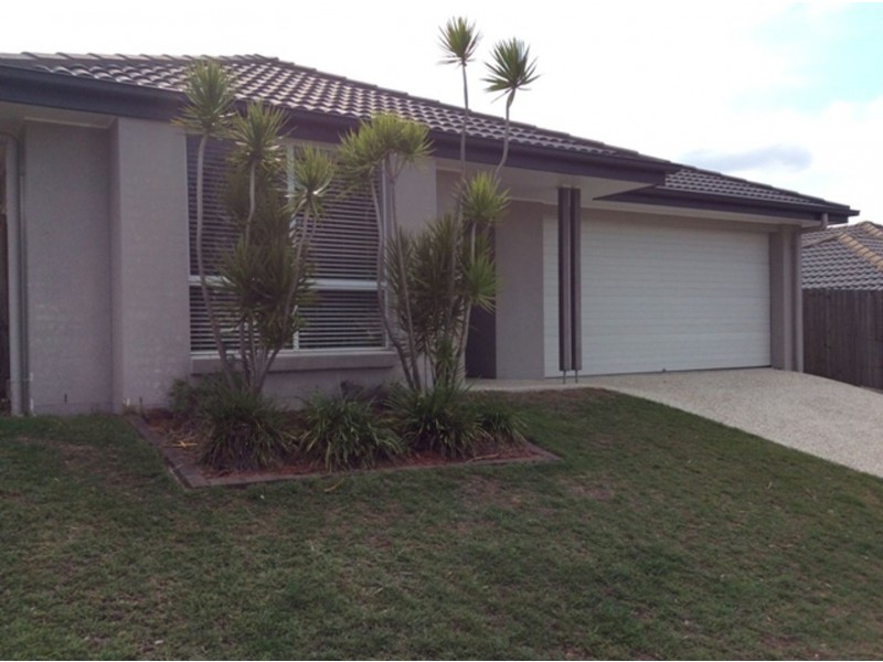 100 Valentine Circuit, Augustine Heights QLD 4300