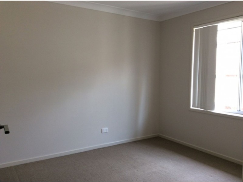 100 Valentine Circuit, Augustine Heights QLD 4300