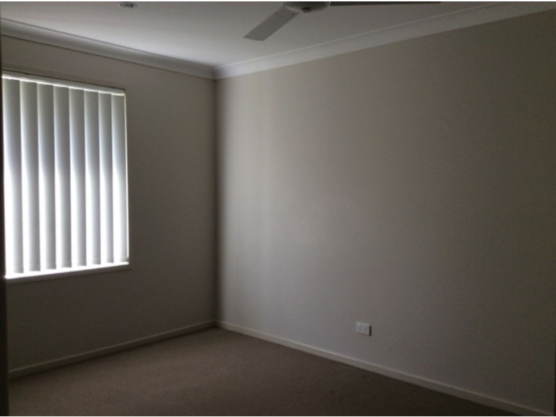 100 Valentine Circuit, Augustine Heights QLD 4300