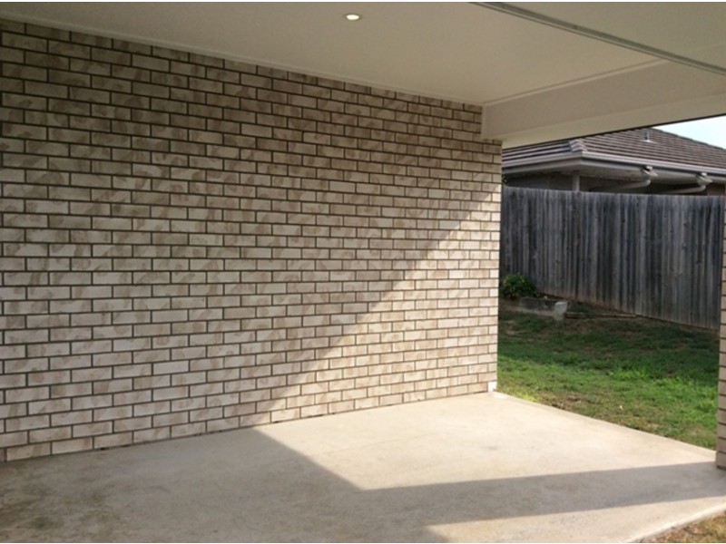 100 Valentine Circuit, Augustine Heights QLD 4300