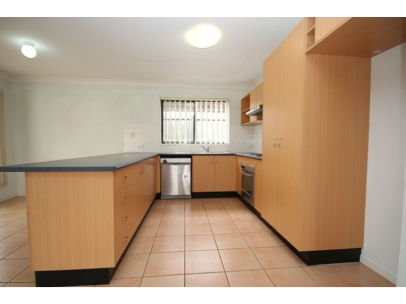 6 Bullen Circuit, Forest Lake QLD 4078