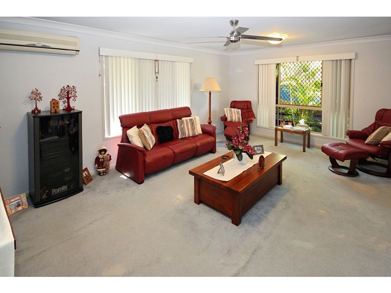 9 Derwent Place, Springfield QLD 4300