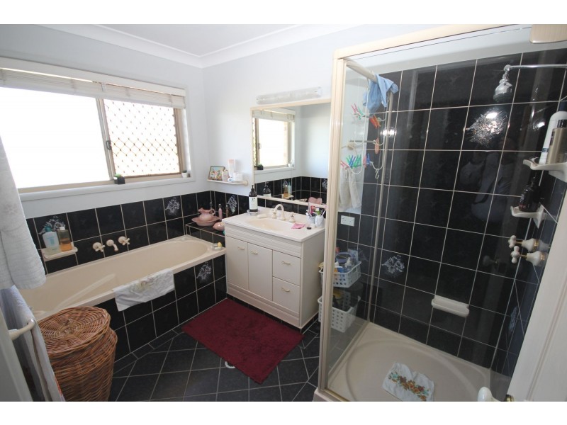 9 Derwent Place, Springfield QLD 4300