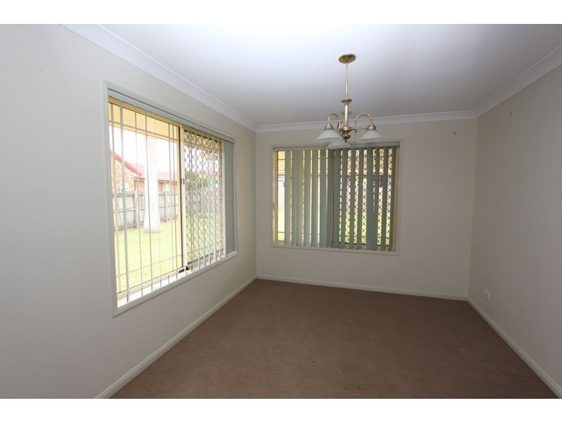 5 Brushtail Crescent, Doolandella QLD 4077