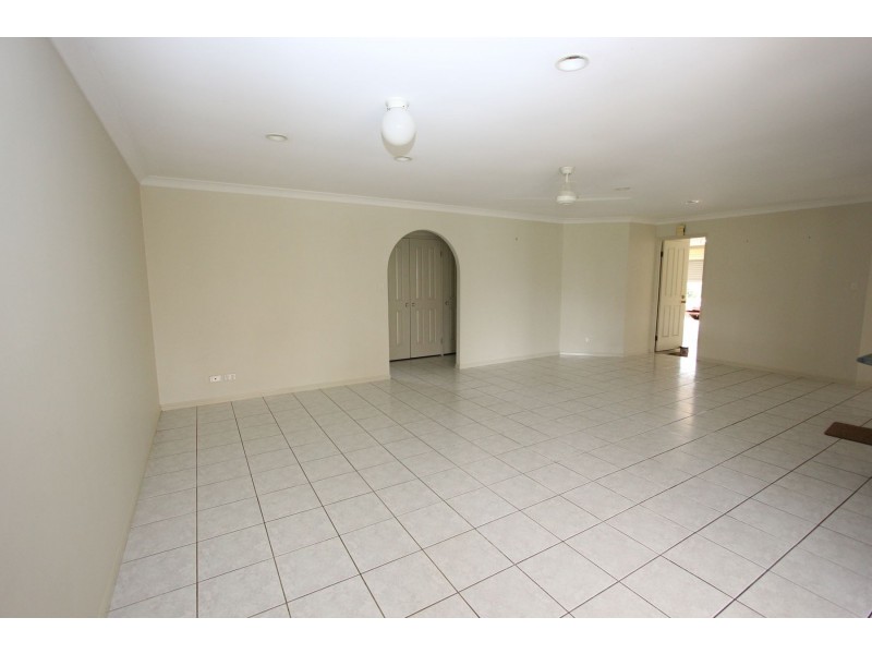 5 Brushtail Crescent, Doolandella QLD 4077