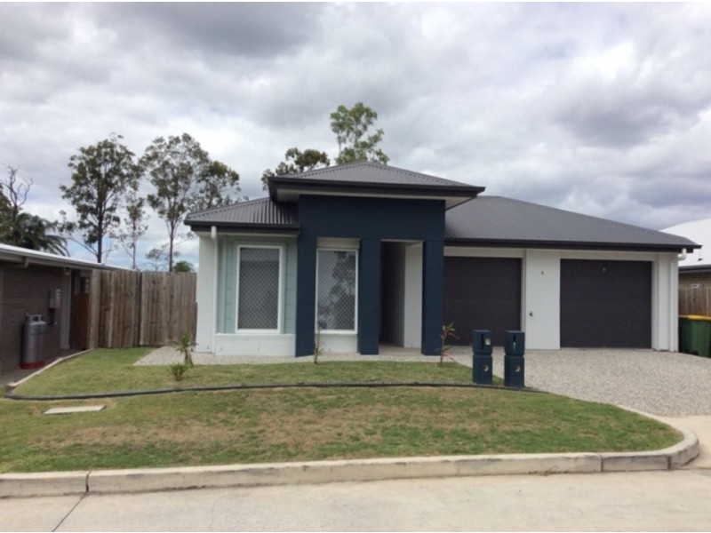 2/8 Chandon Court, Hillcrest QLD 4118