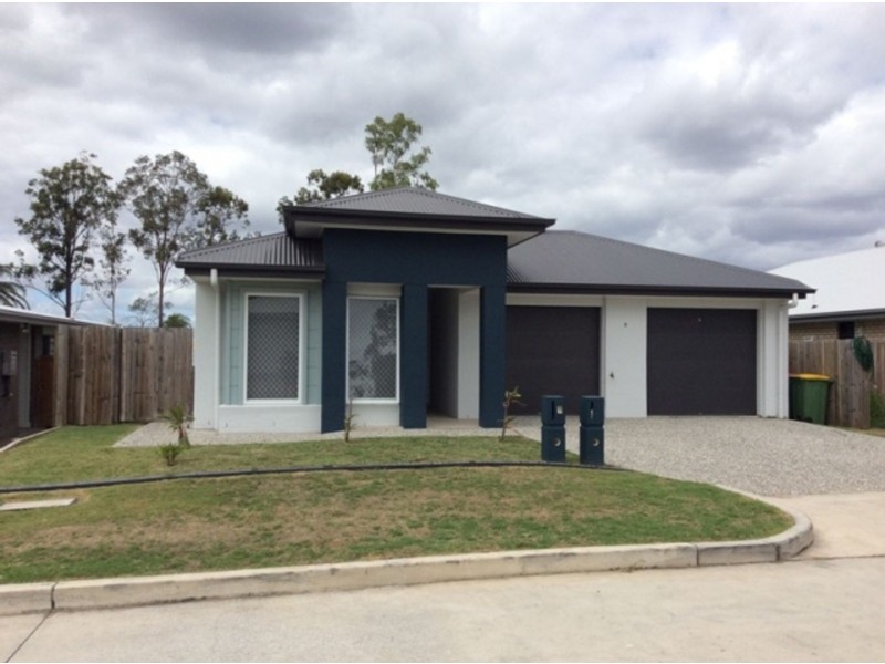 2/8 Chandon Court, Hillcrest QLD 4118