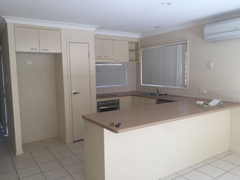 13 Darter Place, Springfield Lakes QLD 4300