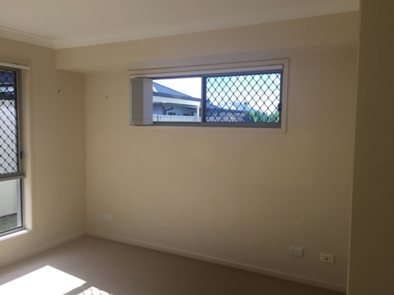 13 Darter Place, Springfield Lakes QLD 4300