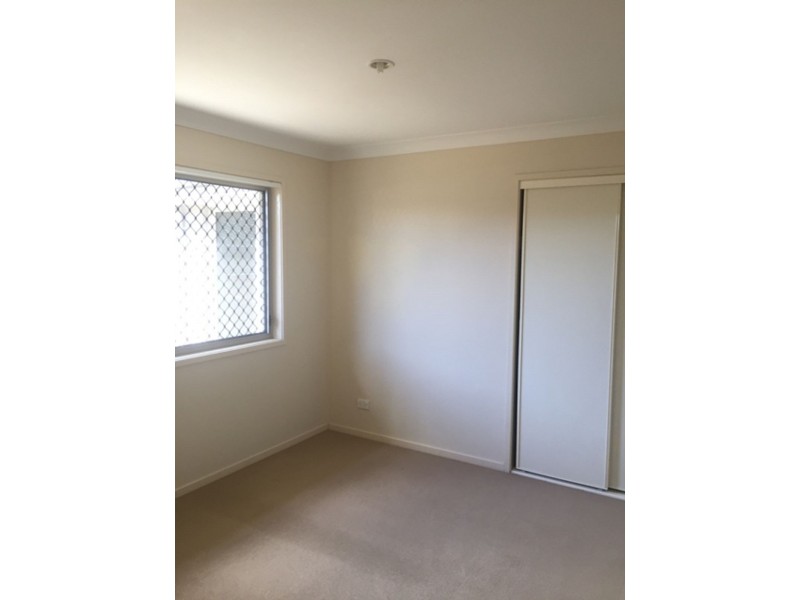 13 Darter Place, Springfield Lakes QLD 4300