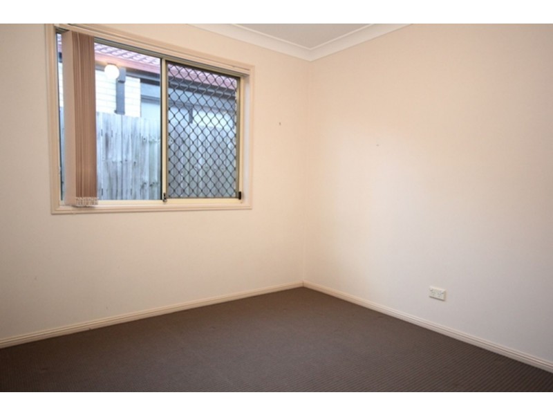 7 Hyde Place, Forest Lake QLD 4078