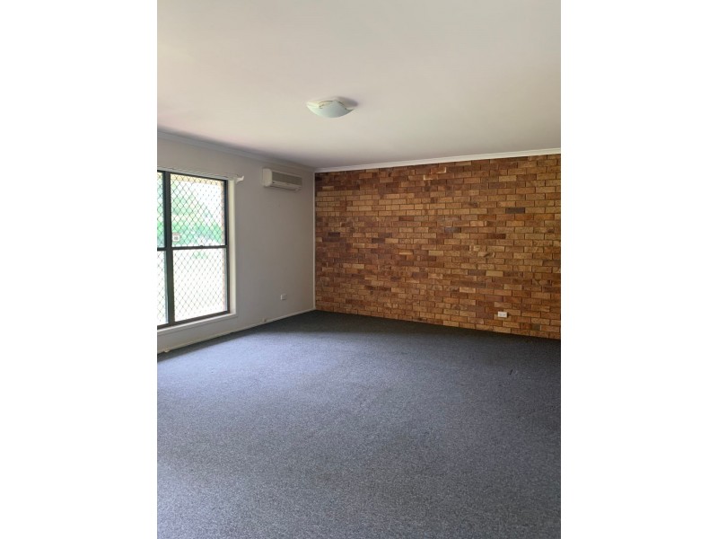 10 Wentworth Court, Redbank Plains QLD 4301