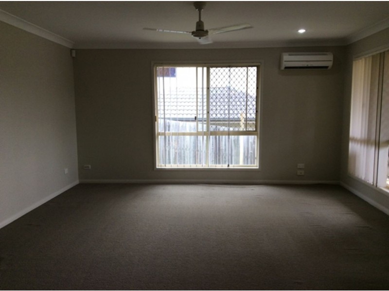 6 Dew Close, Springfield Lakes QLD 4300