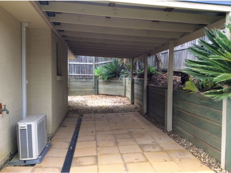 6 Dew Close, Springfield Lakes QLD 4300