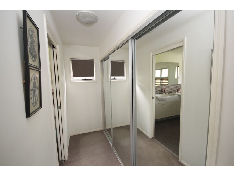 7/99 Brookwater Drive, Brookwater QLD 4300