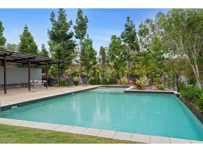 7/99 Brookwater Drive, Brookwater QLD 4300