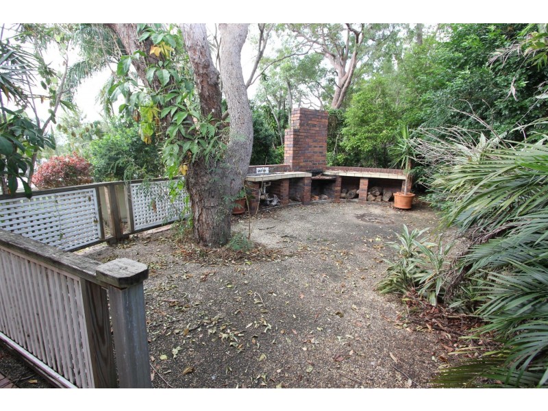 218 Englefield Road, Oxley QLD 4075