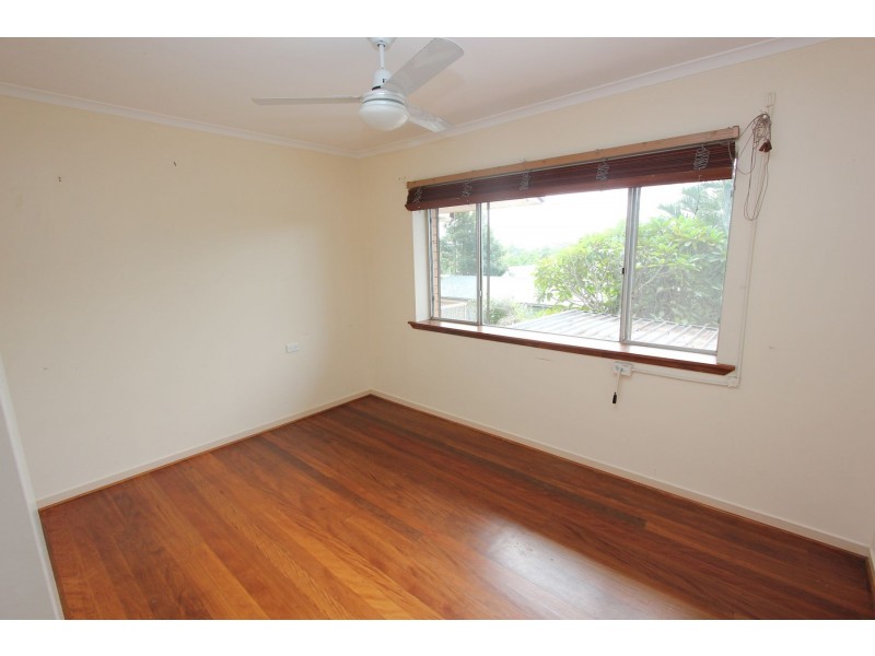 218 Englefield Road, Oxley QLD 4075