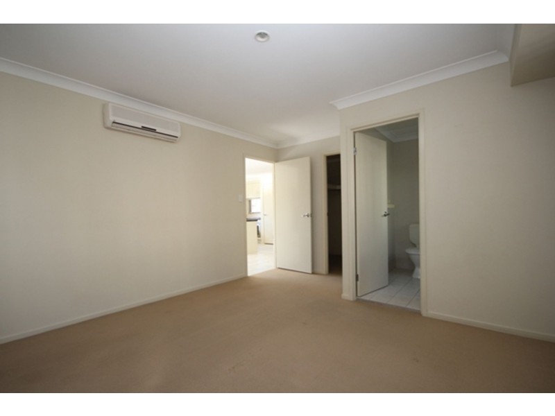 22 Admiral Crescent, Springfield Lakes QLD 4300
