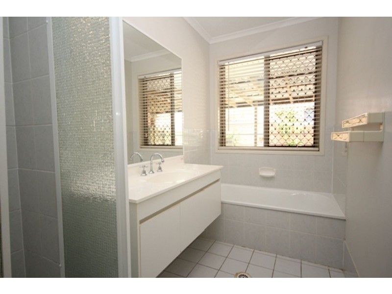 5 Windflower Place, Springfield QLD 4300