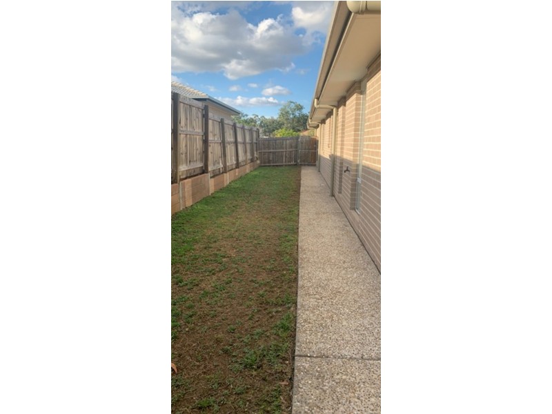 5 Radmila Court, Bellbird Park QLD 4300