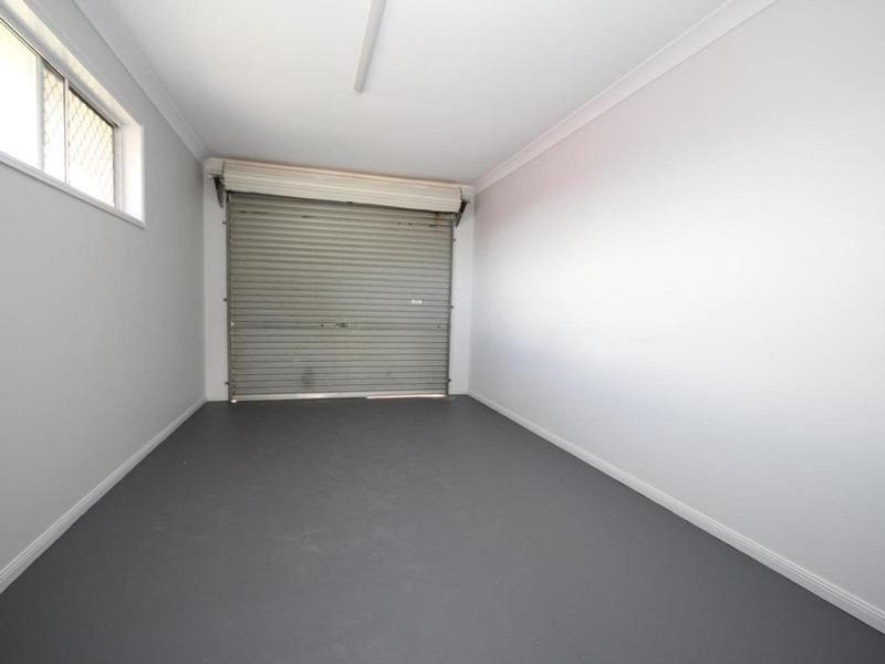 2/23 Forgan Smith Street, Collingwood Park QLD 4301