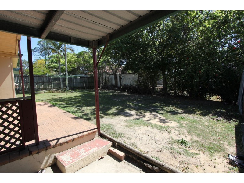 13 Cyclamen Street, Inala QLD 4077