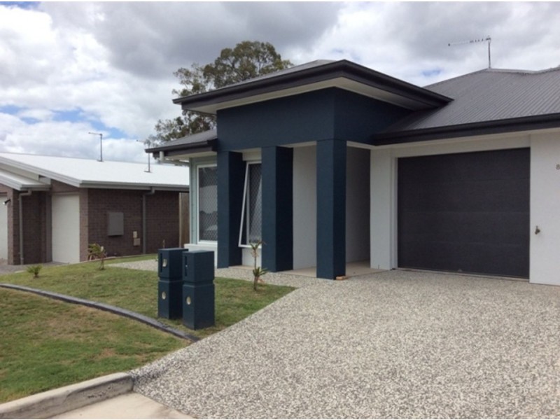 2/8 Chandon Court, Hillcrest QLD 4118