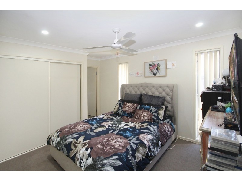 42 Griffen Place, Crestmead QLD 4132
