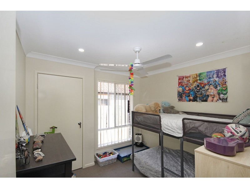 42 Griffen Place, Crestmead QLD 4132
