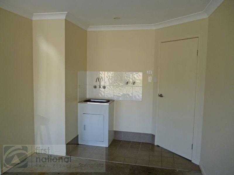42 Griffen Place, Crestmead QLD 4132
