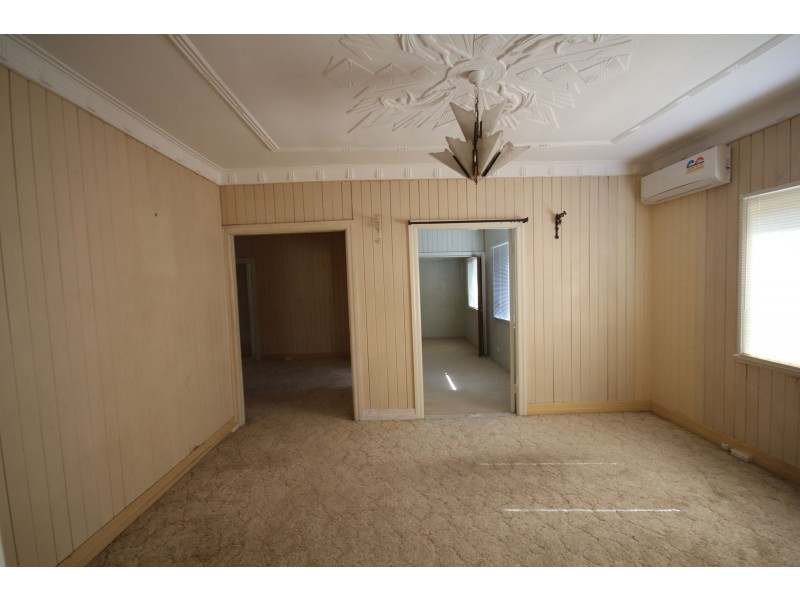 79 Gordon Avenue, Darra QLD 4076