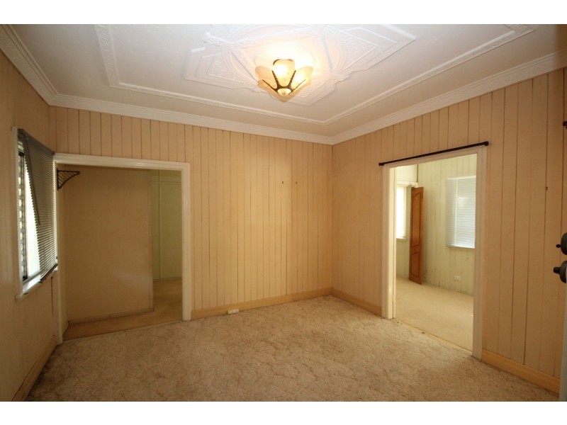 79 Gordon Avenue, Darra QLD 4076