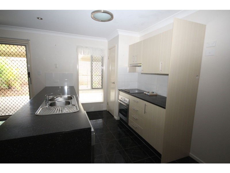 22 Devalera Street, Collingwood Park QLD 4301