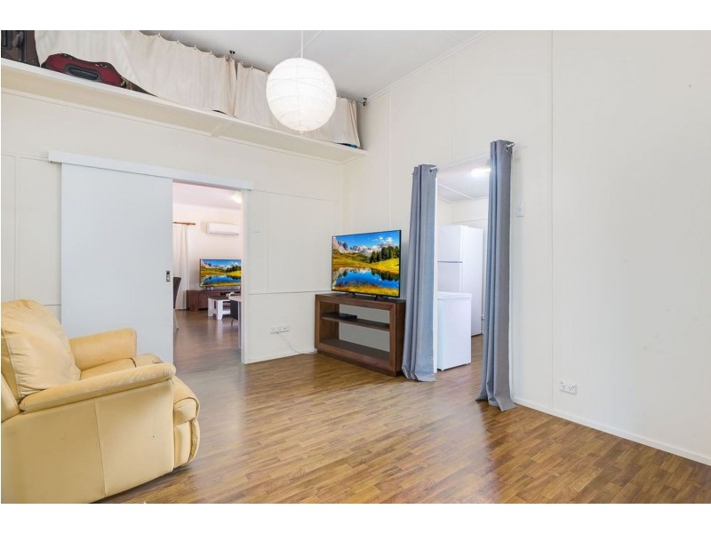 134 Douglas Street, Oxley QLD 4075