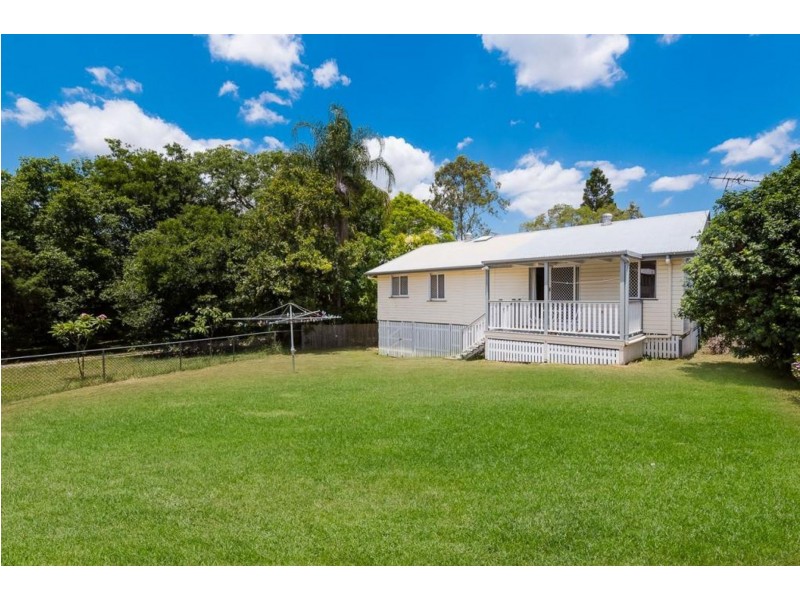 134 Douglas Street, Oxley QLD 4075