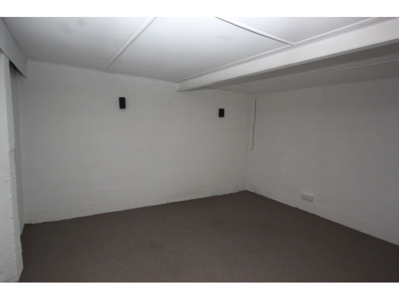 33 Newcomen Street, Indooroopilly QLD 4068