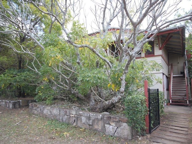 90 Kitchener Street, Sherwood QLD 4075