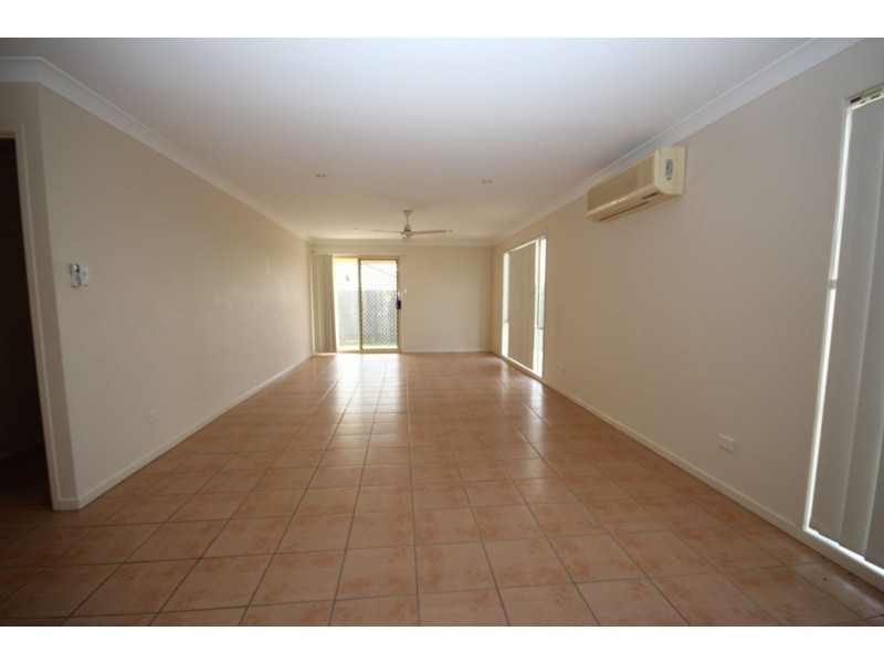 27 Isabella Street, Collingwood Park QLD 4301