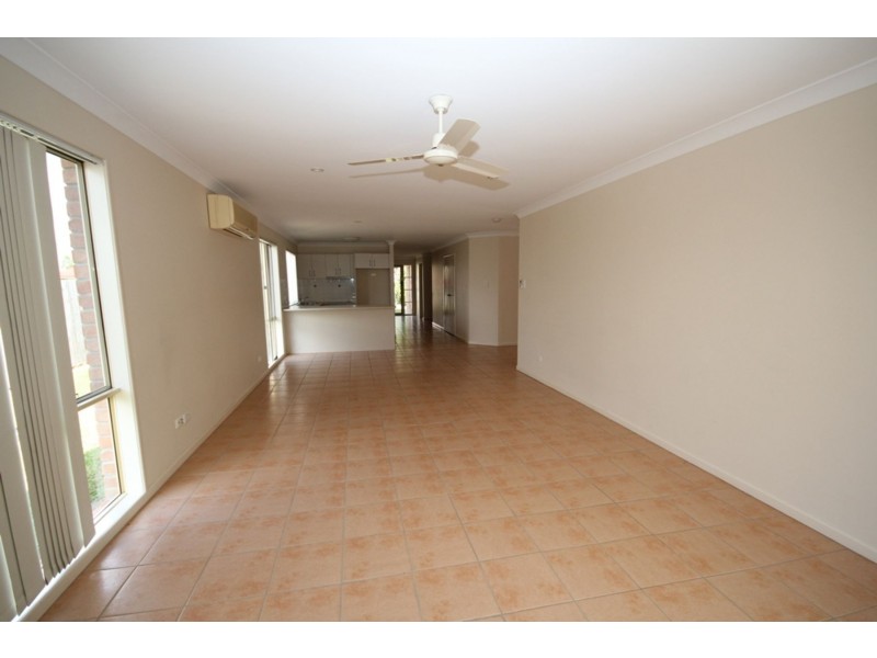 27 Isabella Street, Collingwood Park QLD 4301